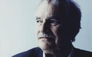 慈悲是残忍的解药：慈悲聚焦疗法创始人Paul Gi