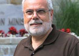 雷蒙德·迪吉斯伯