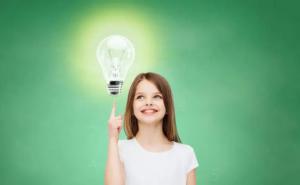 儿童情感养分的“金字塔模子”